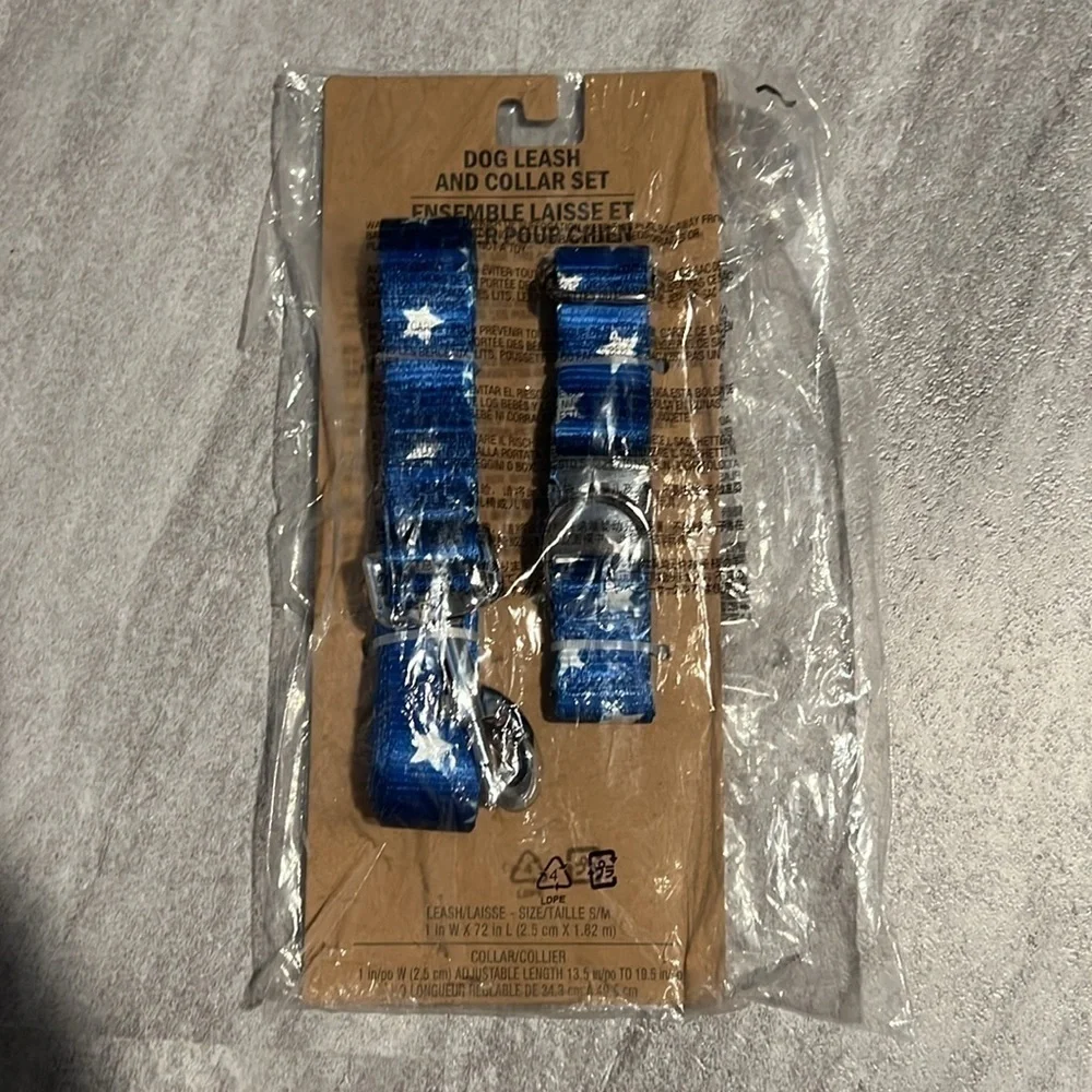 HOST PICK 🌟 Blue & white stars leash and collar set metal small/medium